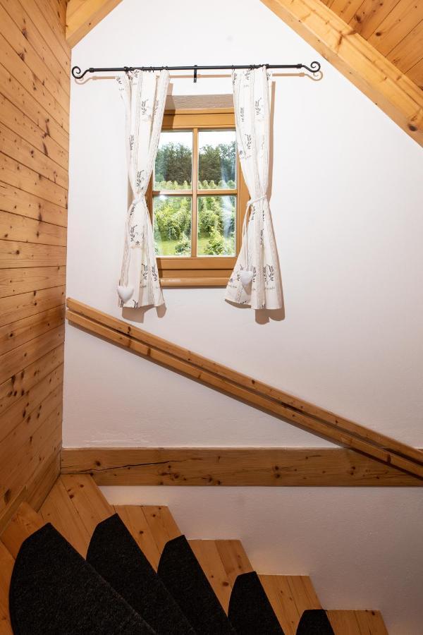 Wiener Kellerstoeckl - Das 13Er Eltendorf Buitenkant foto